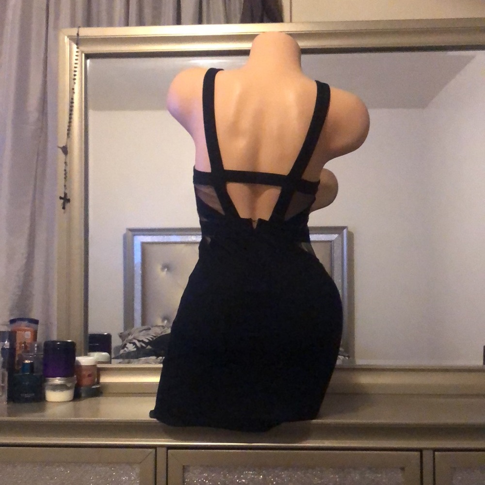 TOBI DRESS - Picture 3 of 6